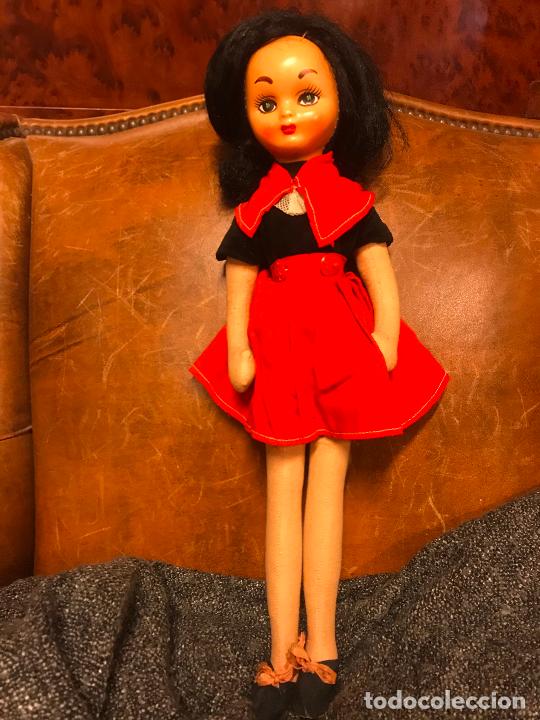 Mu&ntilde;eca espa&ntilde;ola clasica: ANTIGUA MU&Ntilde;ECA DE TRAPO - Foto 1