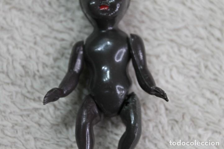 Mu&ntilde;eca espa&ntilde;ola clasica: ANTIGUO MU&Ntilde;ECO NEGRO MINIATURA CELULOIDE - Foto 3