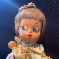 Muñeca española clasica: MUÑECA DE BAQUELITA O PLASTICO MUY ANTIGUA. Lote 261364735