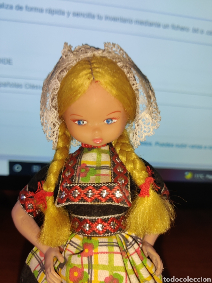 Mu&ntilde;eca espa&ntilde;ola clasica: ESTAMOS LIQUIDANDO. Mu&ntilde;eca Celuloide o pl&aacute;stico duro con ropa original Ref 143 - Foto 2