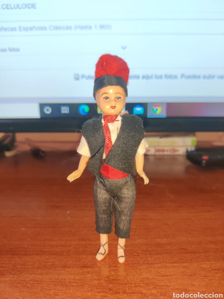 Mu&ntilde;eca espa&ntilde;ola clasica: ESTAMOS LIQUIDANDO. Mu&ntilde;eca Celuloide o pl&aacute;stico duro con ropa original Ref 143 - Foto 1