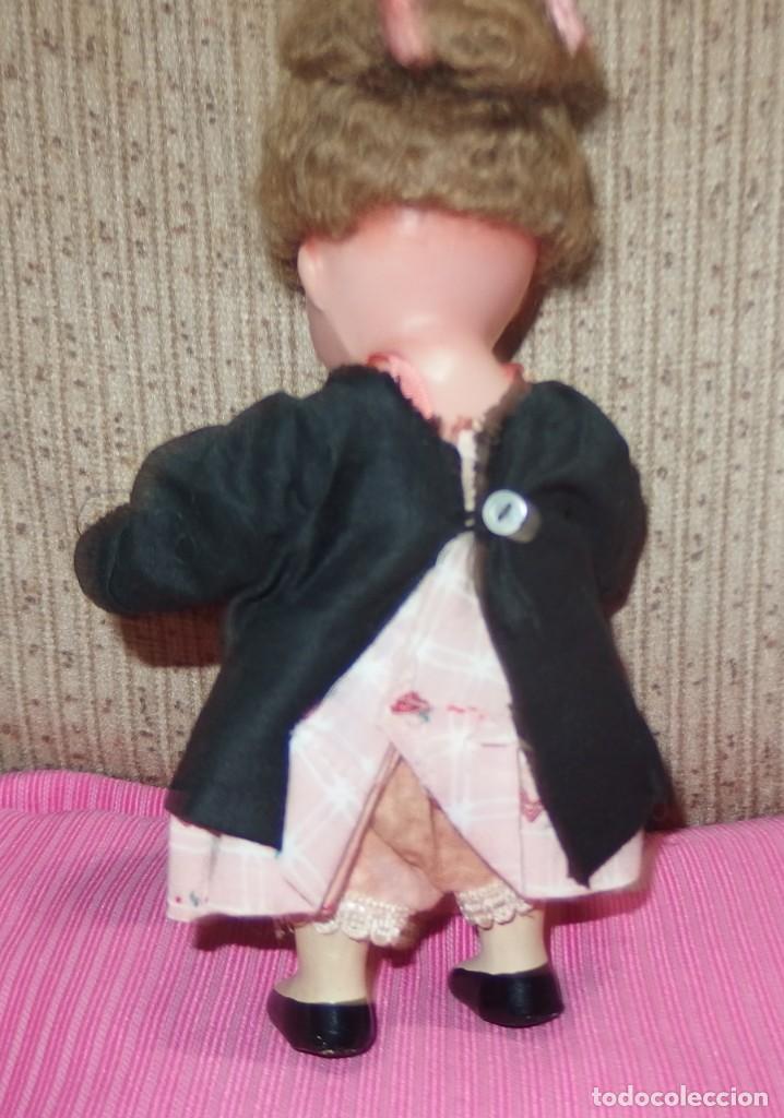 Mu&ntilde;eca espa&ntilde;ola clasica: MAESTRA DE CELULOIDE,A&Ntilde;OS 50 - Foto 2