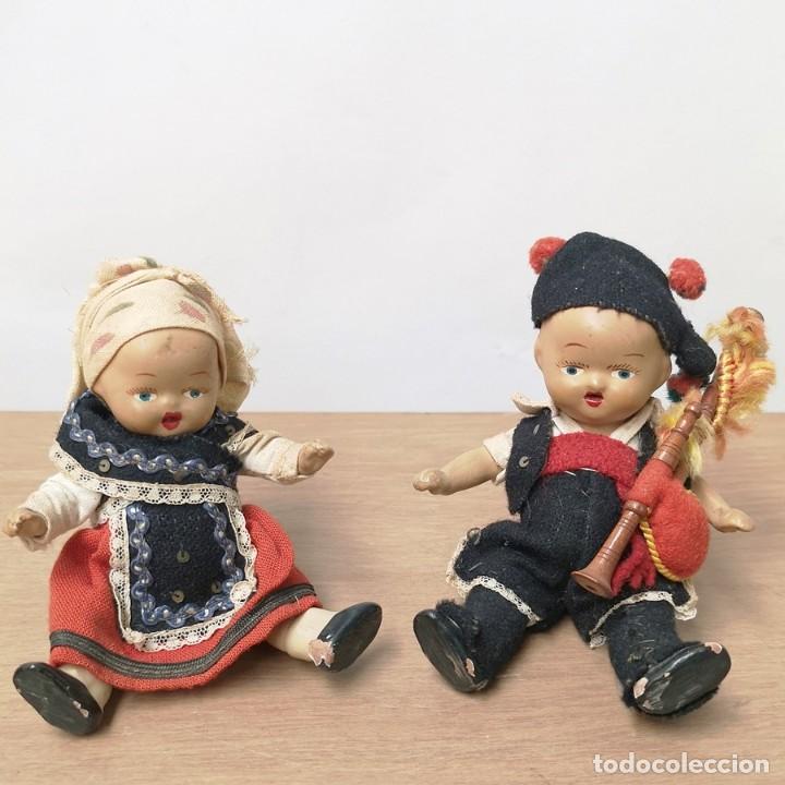 Mu&ntilde;eca espa&ntilde;ola clasica: Pareja de Peque&ntilde;os Mu&ntilde;ecos Galegos - Foto 1