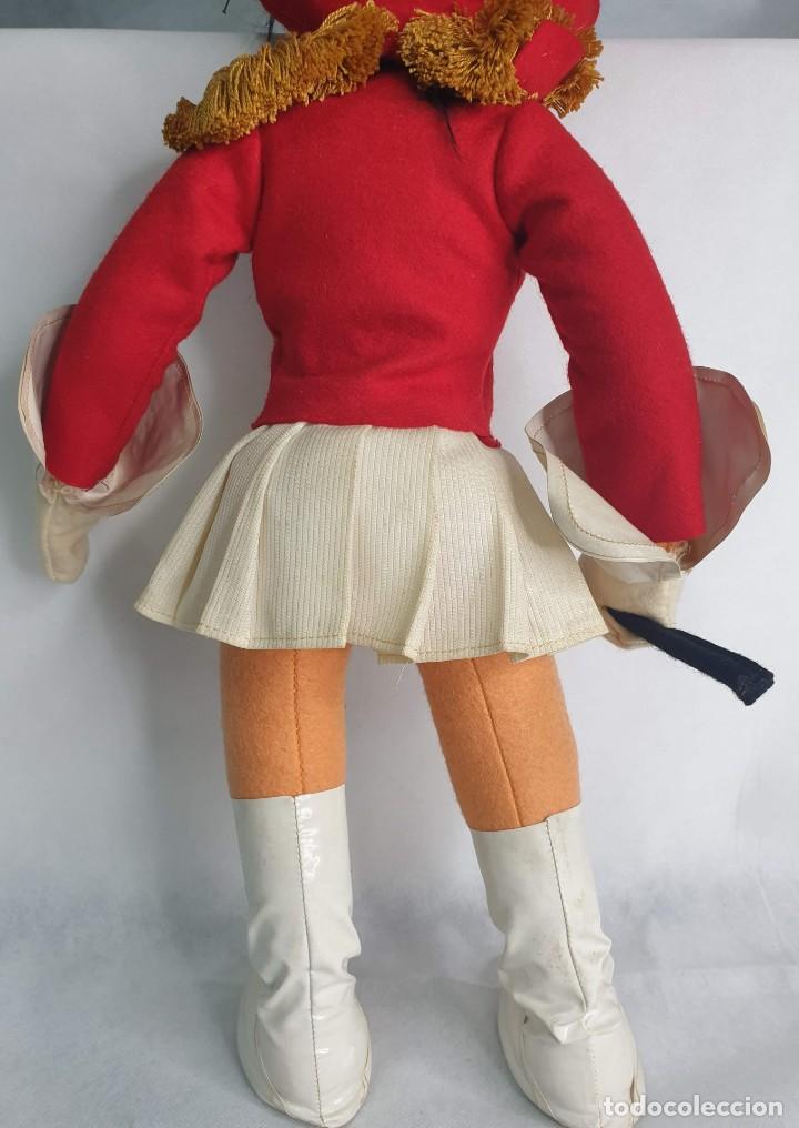 Mu&ntilde;eca espa&ntilde;ola clasica: MU&Ntilde;ECA DE TRAPO MAJORETTE.( mide unos 50 cm). - Foto 5