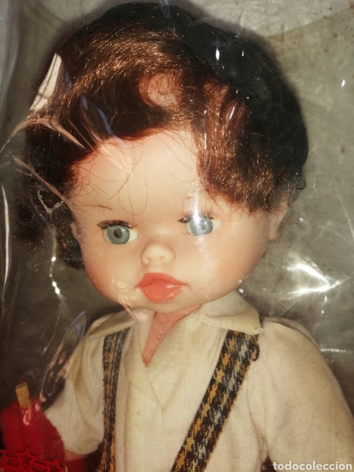 Mu&ntilde;eca espa&ntilde;ola clasica: Mu&ntilde;equito regional de plastico - Foto 3