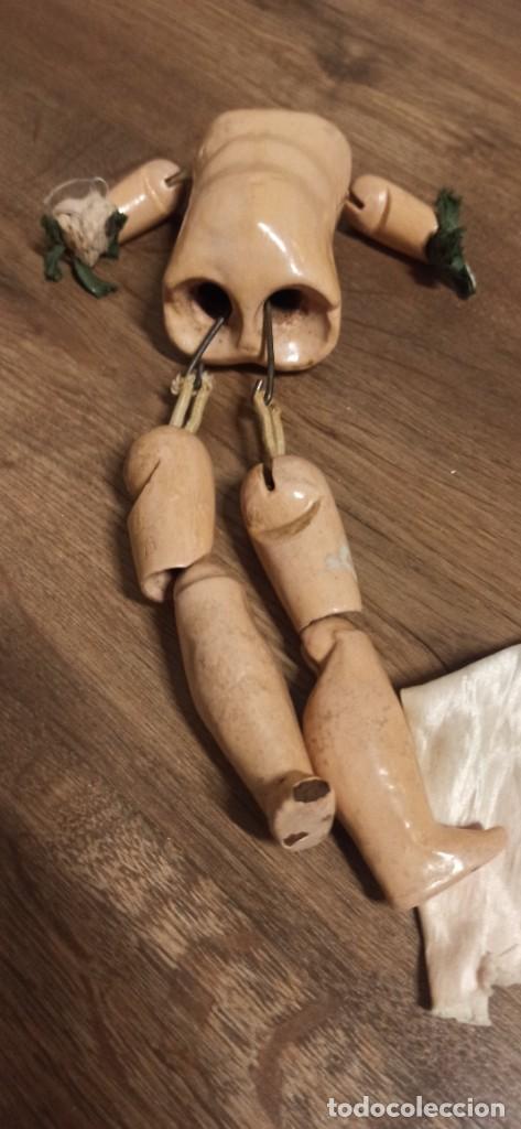 Mu&ntilde;eca espa&ntilde;ola clasica: Cuerpo de mu&ntilde;eca de madera y traje - Foto 1