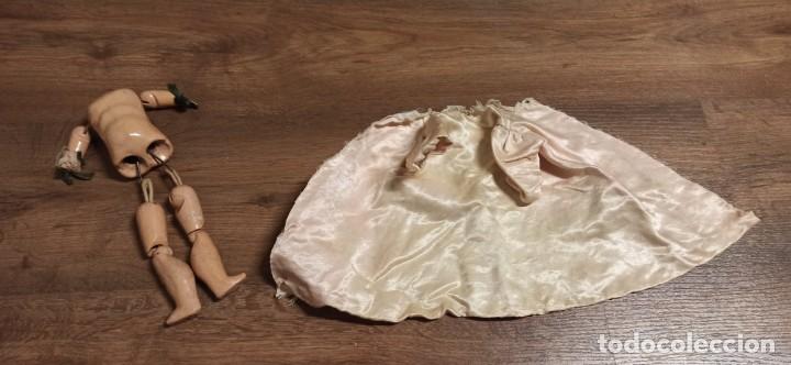 Mu&ntilde;eca espa&ntilde;ola clasica: Cuerpo de mu&ntilde;eca de madera y traje - Foto 3