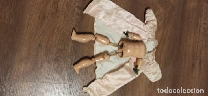 Mu&ntilde;eca espa&ntilde;ola clasica: Cuerpo de mu&ntilde;eca de madera y traje - Foto 4