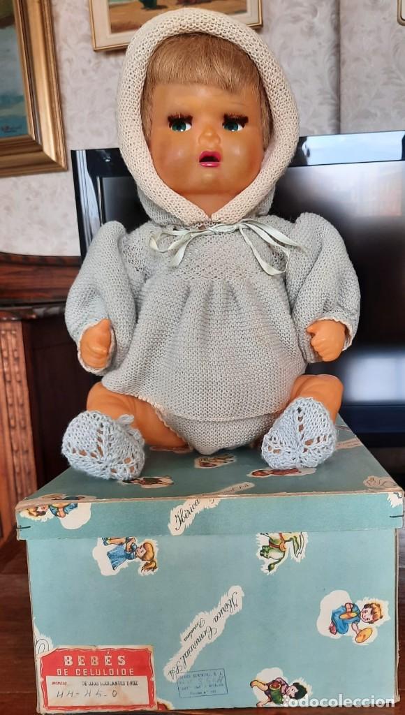 Mu&ntilde;eca espa&ntilde;ola clasica: Mu&ntilde;eca Bebe Celuloide con su caja - Foto 1