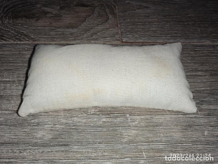 Mu&ntilde;eca espa&ntilde;ola clasica: Almohada de mu&ntilde;eca Mariquita P&eacute;rez mini - Foto 2