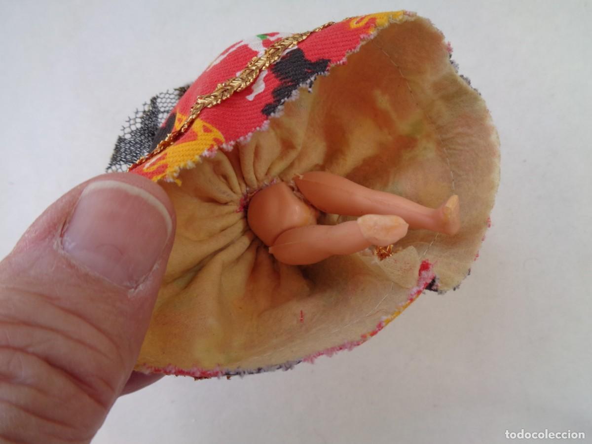 Mu&ntilde;eca espa&ntilde;ola clasica: PEQUE&Ntilde;A Y ANTIGUA MU&Ntilde;ECA DE CELULOIDE ARTICULADA - Foto 3