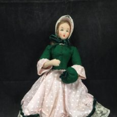 Muñeca española clasica: MUÑECA ANTIGUA DE TRAPO TIPO LENCI, DAMA SIGLO XIX TRAJE ORIGINAL, AÑOS 40, 25 CMS.