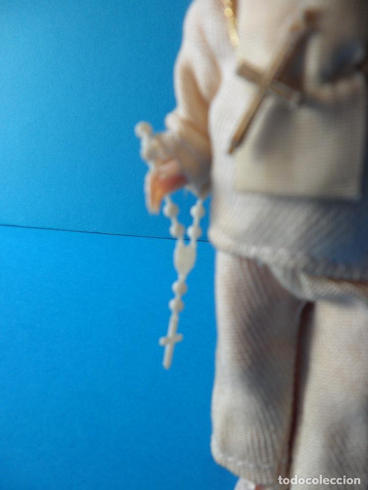 Mu&ntilde;eca espa&ntilde;ola clasica: Antiguo mu&ntilde;eco de Primera Comini&oacute;n de Celuloide o pl&aacute;stico. - Foto 8
