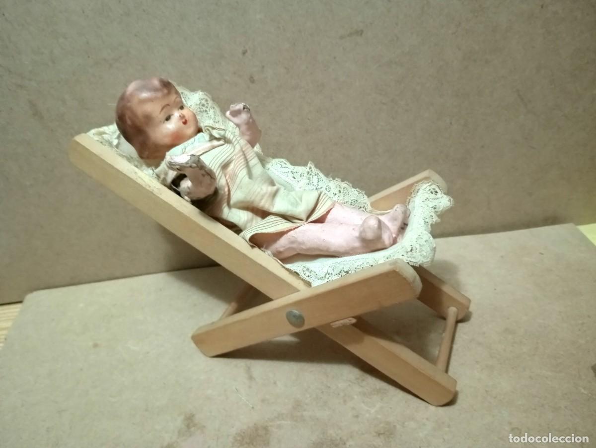Mu&ntilde;eca espa&ntilde;ola clasica: Antigua hamaca con mu&ntilde;eca de carton - Foto 1