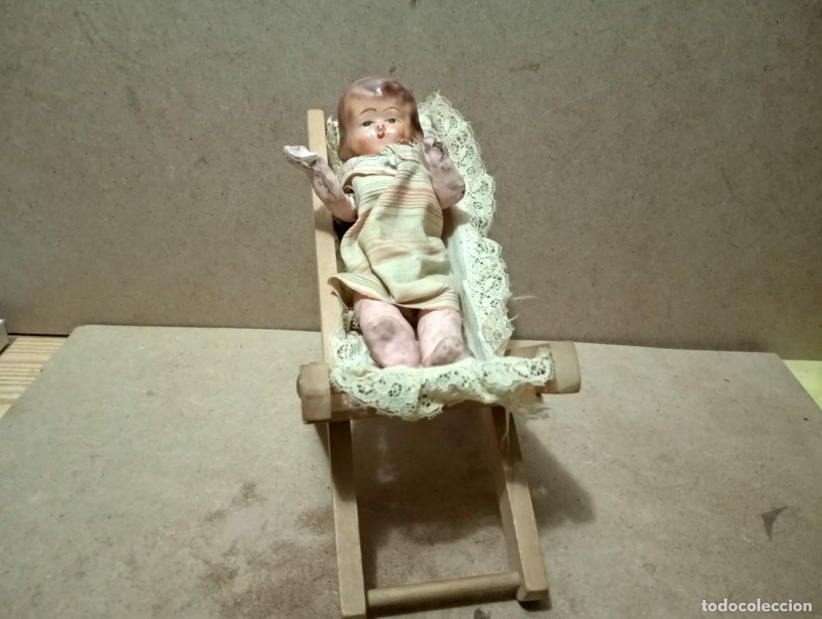 Mu&ntilde;eca espa&ntilde;ola clasica: Antigua hamaca con mu&ntilde;eca de carton - Foto 2