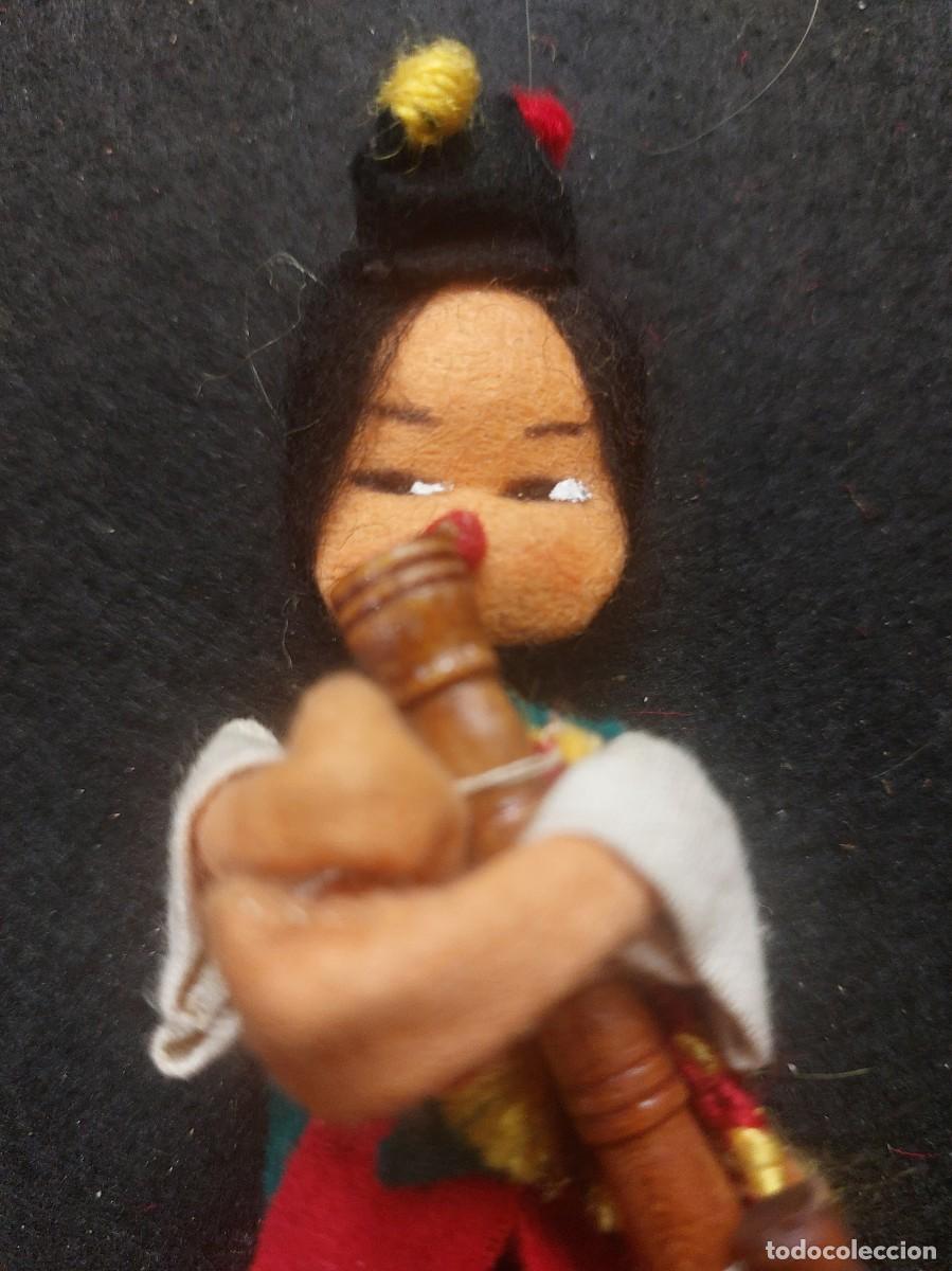 Mu&ntilde;eca espa&ntilde;ola clasica: MU&Ntilde;ECA CON TRAJE REGIONAL Y GAITA - Foto 2