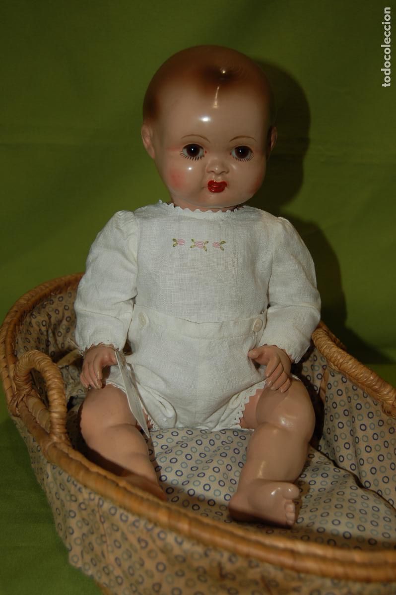 Mu&ntilde;eca espa&ntilde;ola clasica: beb&eacute; noc mu&ntilde;ecas de olot en canastilla. - Foto 2