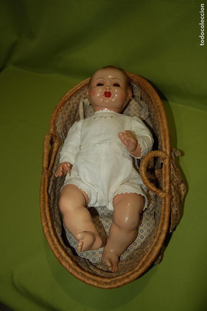 Mu&ntilde;eca espa&ntilde;ola clasica: beb&eacute; noc mu&ntilde;ecas de olot en canastilla. - Foto 4