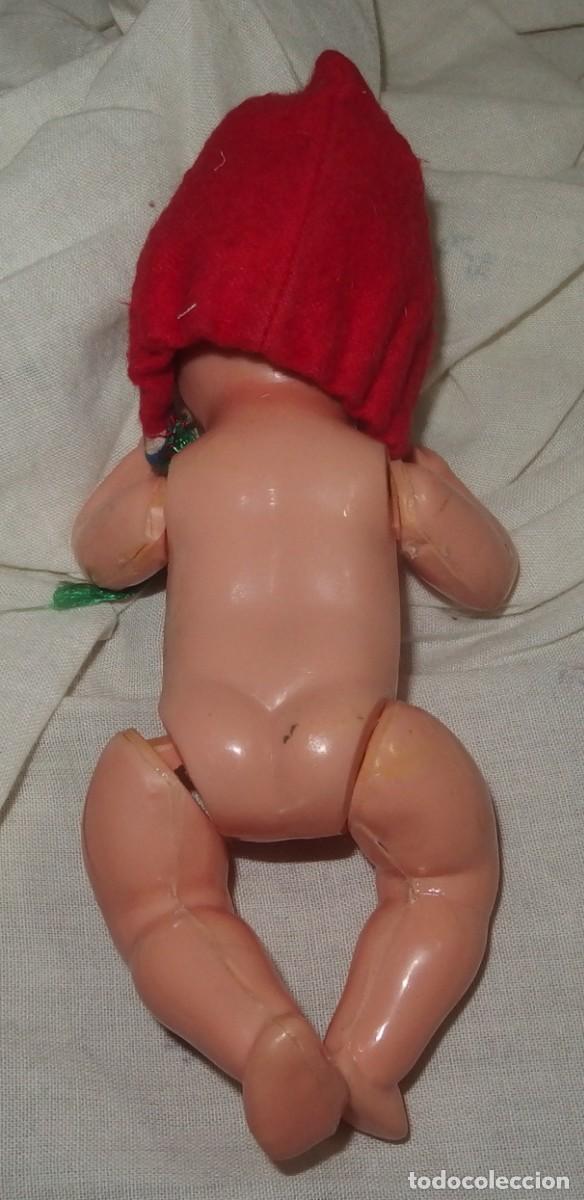 Mu&ntilde;eca espa&ntilde;ola clasica: BEB&Eacute; DE CELULOIDE CON CAPOTA,A&Ntilde;OS 50 - Foto 3