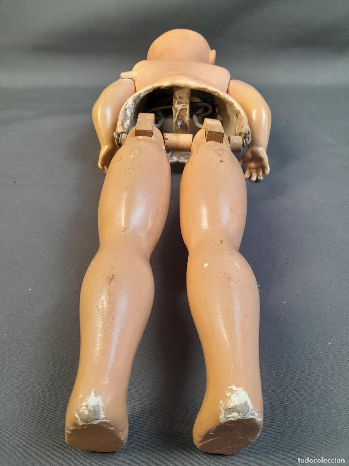 Mu&ntilde;eca espa&ntilde;ola clasica: MUNECA ANDADORA COMPOSICION. MARCA SV. CA 1940 - Foto 5