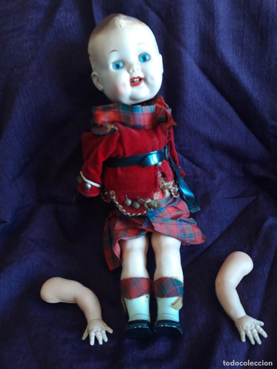 Mu&ntilde;eca espa&ntilde;ola clasica: Mu&ntilde;eco de celuloide, para restaurar, con traje de Gales. - Foto 1