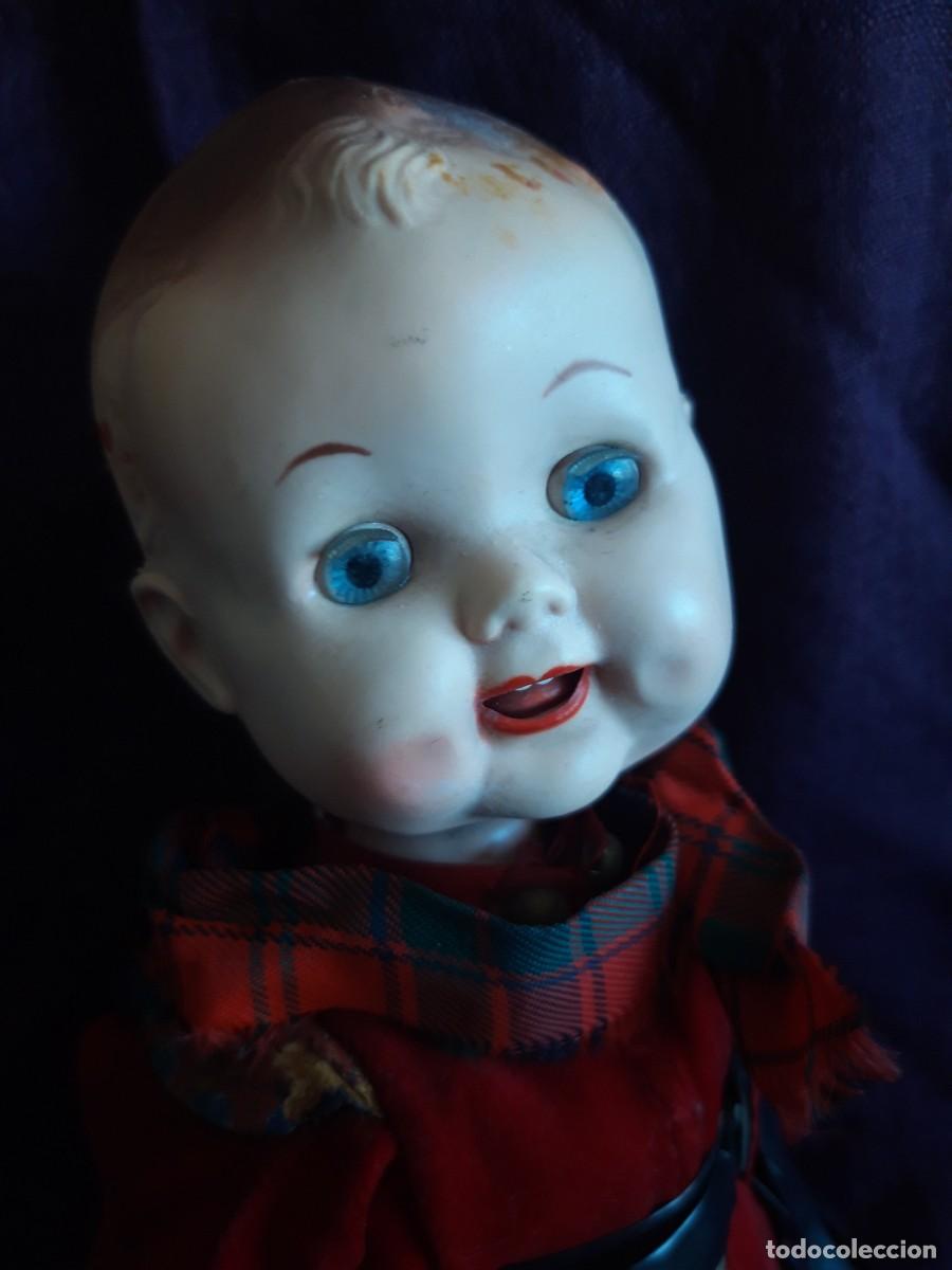 Mu&ntilde;eca espa&ntilde;ola clasica: Mu&ntilde;eco de celuloide, para restaurar, con traje de Gales. - Foto 3