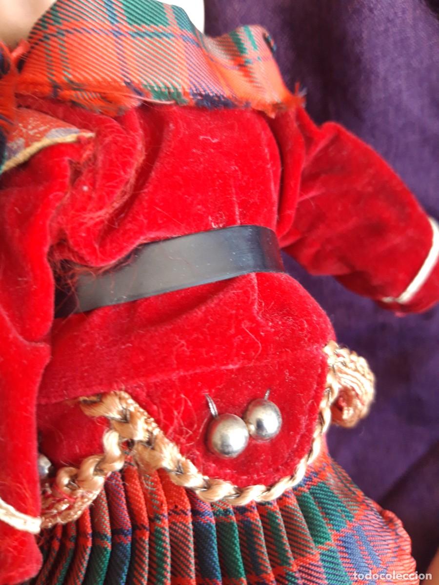 Mu&ntilde;eca espa&ntilde;ola clasica: Mu&ntilde;eco de celuloide, para restaurar, con traje de Gales. - Foto 6