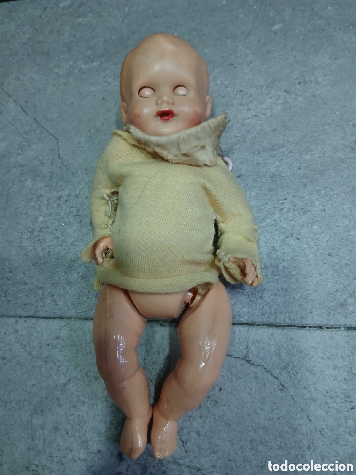 Mu&ntilde;eca espa&ntilde;ola clasica: Antiguo mu&ntilde;eco de celuloide. (L128) - Foto 1