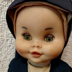 MUÑECA DE PORCELANA Monja EUR 75,00 - ES MUÑECA DE PORCELANA Monja EUR 75,00 - ES