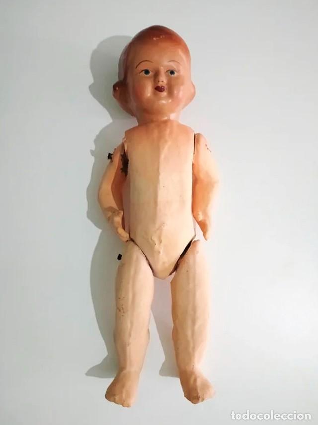 Mu&ntilde;eca espa&ntilde;ola clasica: Mu&ntilde;eca antigua cart&oacute;n piedra en muy buen estado. Pelo moldeado