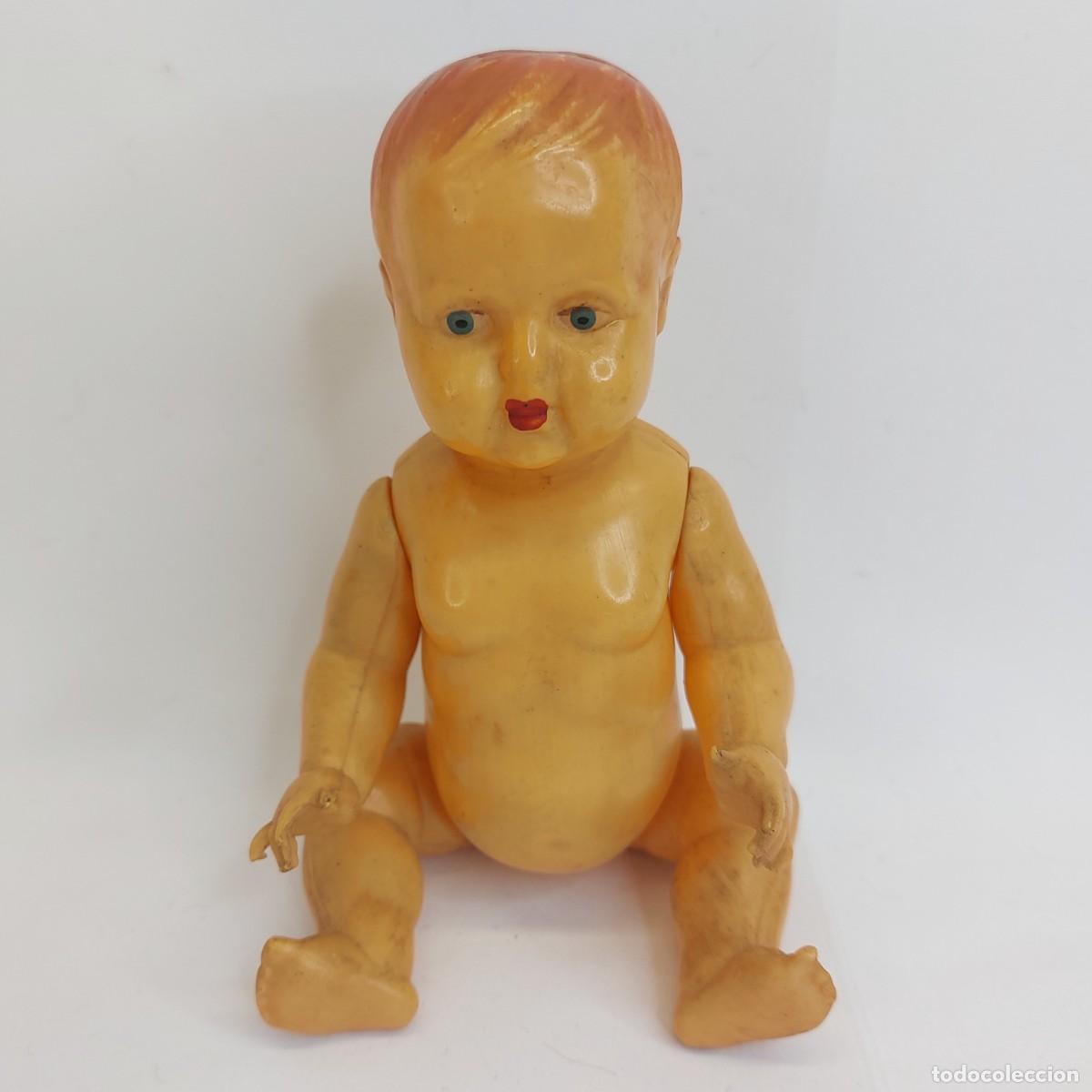 Mu&ntilde;eca espa&ntilde;ola clasica: MU&Ntilde;ECO BEBE DE CELULOIDE, MIDE UNOS 16cm. - Foto 1