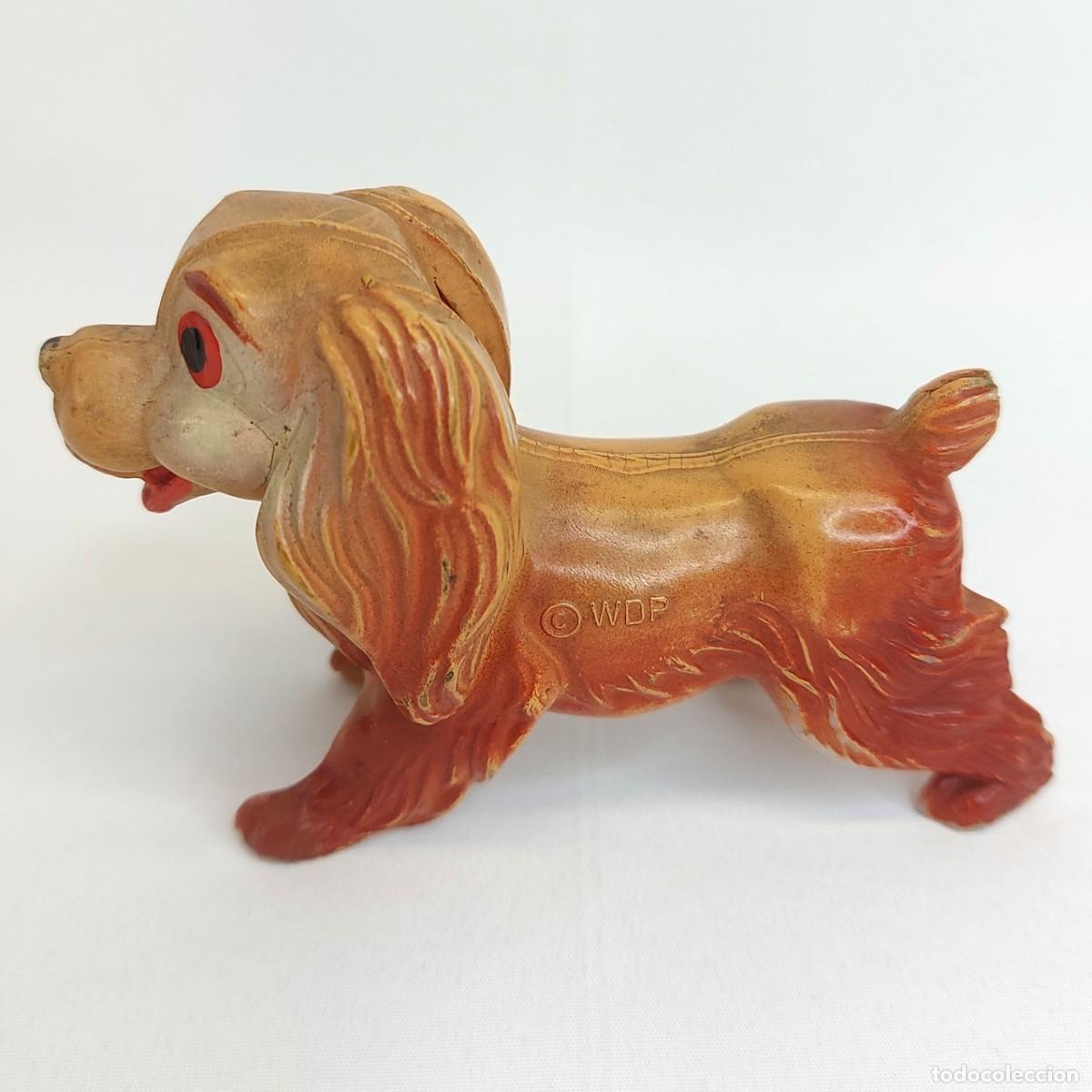 Mu&ntilde;eca espa&ntilde;ola clasica: PERRO DE LA DAMA Y EL VAGABUNDO DE CELULOIDE. MIDE UNOS 9cm DE LARGO. - Foto 1
