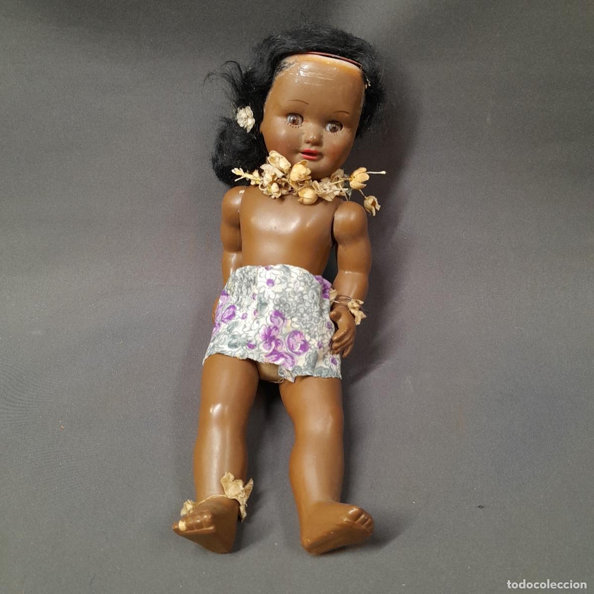 Mu&ntilde;eca espa&ntilde;ola clasica: MU&Ntilde;ECA NEGRA DE CELULOIDE CON OJOS DURMIENTES. 1950 CA. - Foto 1