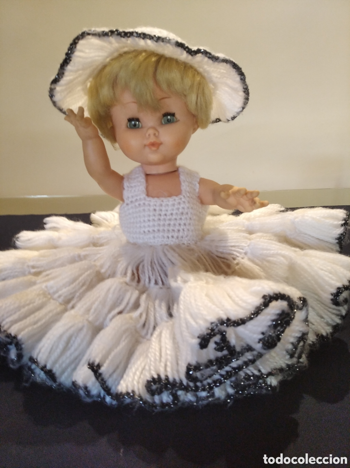 Mu&ntilde;eca espa&ntilde;ola clasica: Mu&ntilde;eca con Vestido Bordado - Foto 2