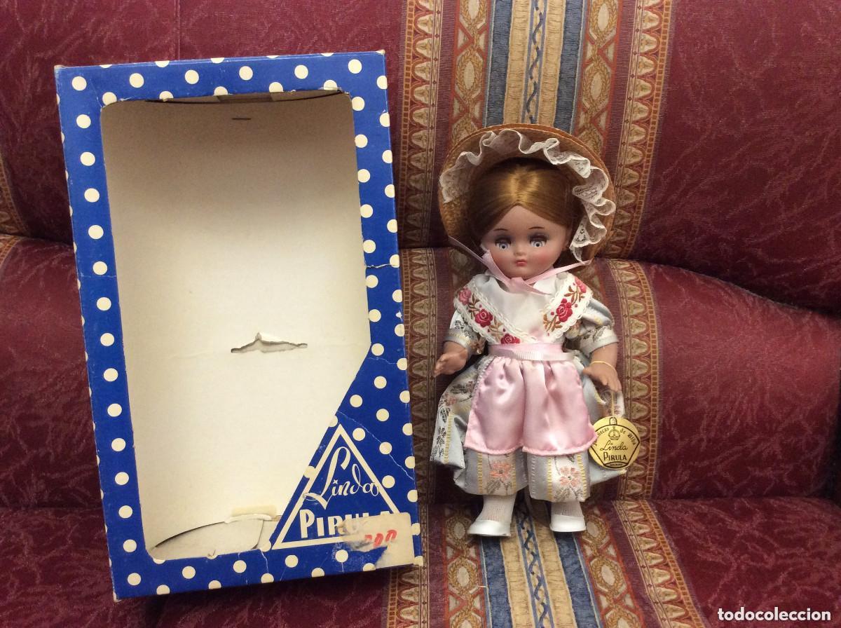 Mu&ntilde;eca espa&ntilde;ola clasica: mu&ntilde;eca Linda pirula Ginebra en caja