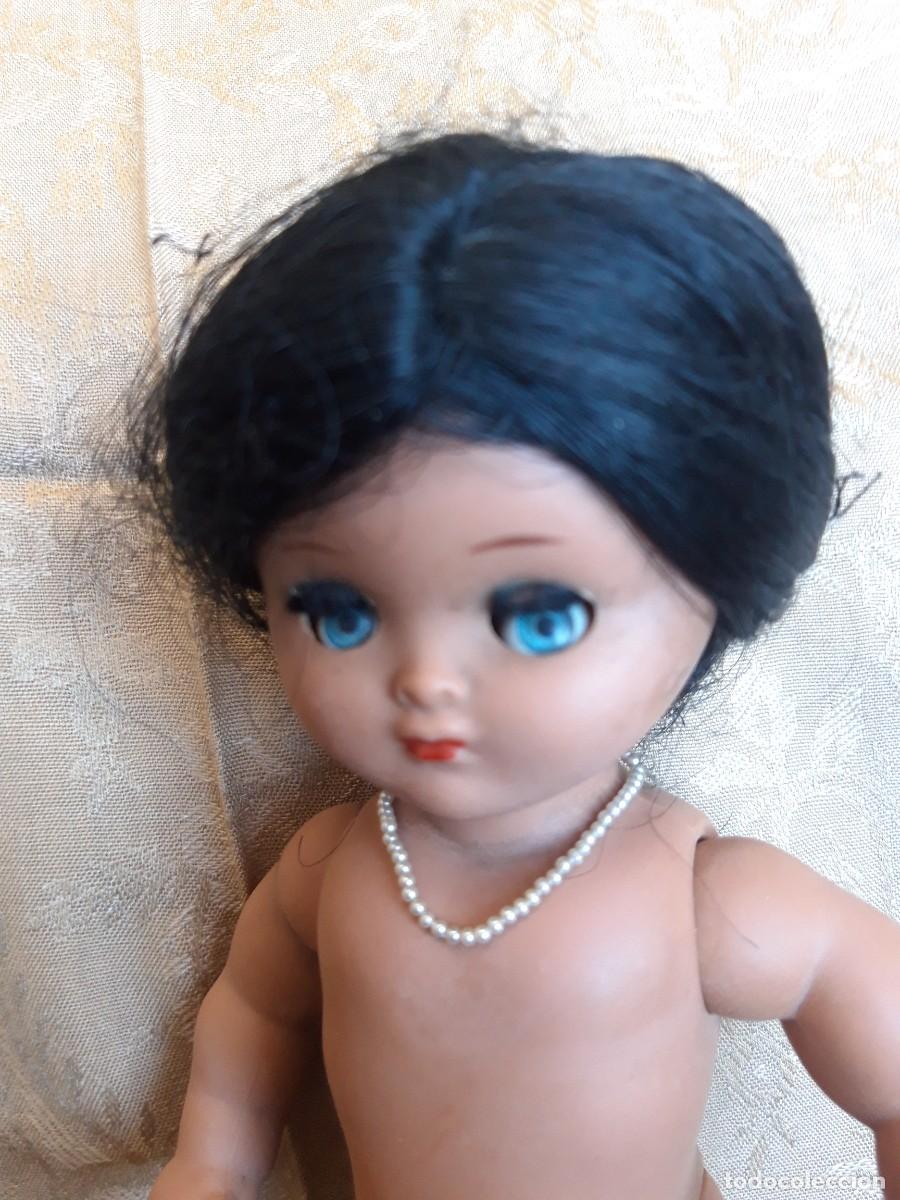 Mu&ntilde;eca espa&ntilde;ola clasica: Mu&ntilde;eca de celuloide, Linda Pirula, hacia 1950. - Foto 2