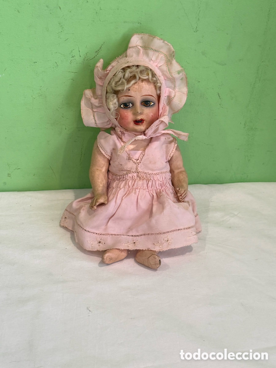 Mu&ntilde;eca espa&ntilde;ola clasica: Mu&ntilde;eca antigua de composici&oacute;n y cart&oacute;n piedra a&ntilde;os 20/30. 25 cm ropa original &eacute;poca