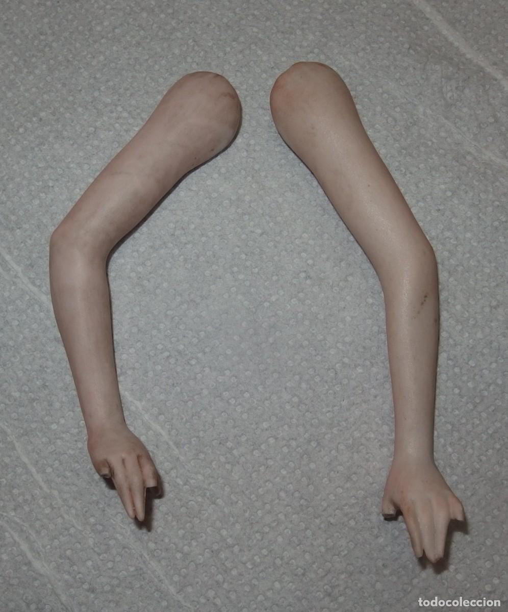 Mu&ntilde;eca espa&ntilde;ola clasica: BRAZOS DE MU&Ntilde;ECA DE PORCELANA,PRINCIPIO S.XX,LOTE 1
