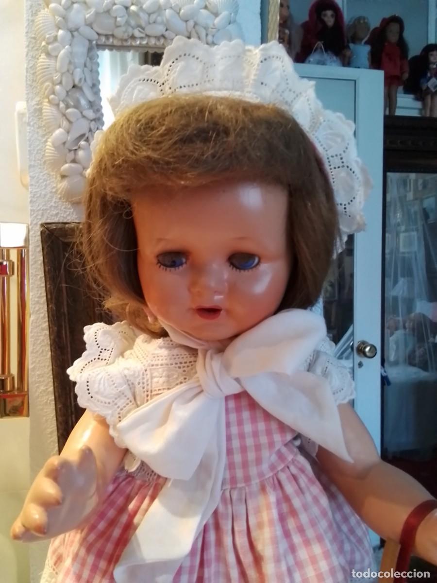 Mu&ntilde;eca espa&ntilde;ola clasica: Mu&ntilde;eca andadora de Florido, de las primeras. A&ntilde;os 40