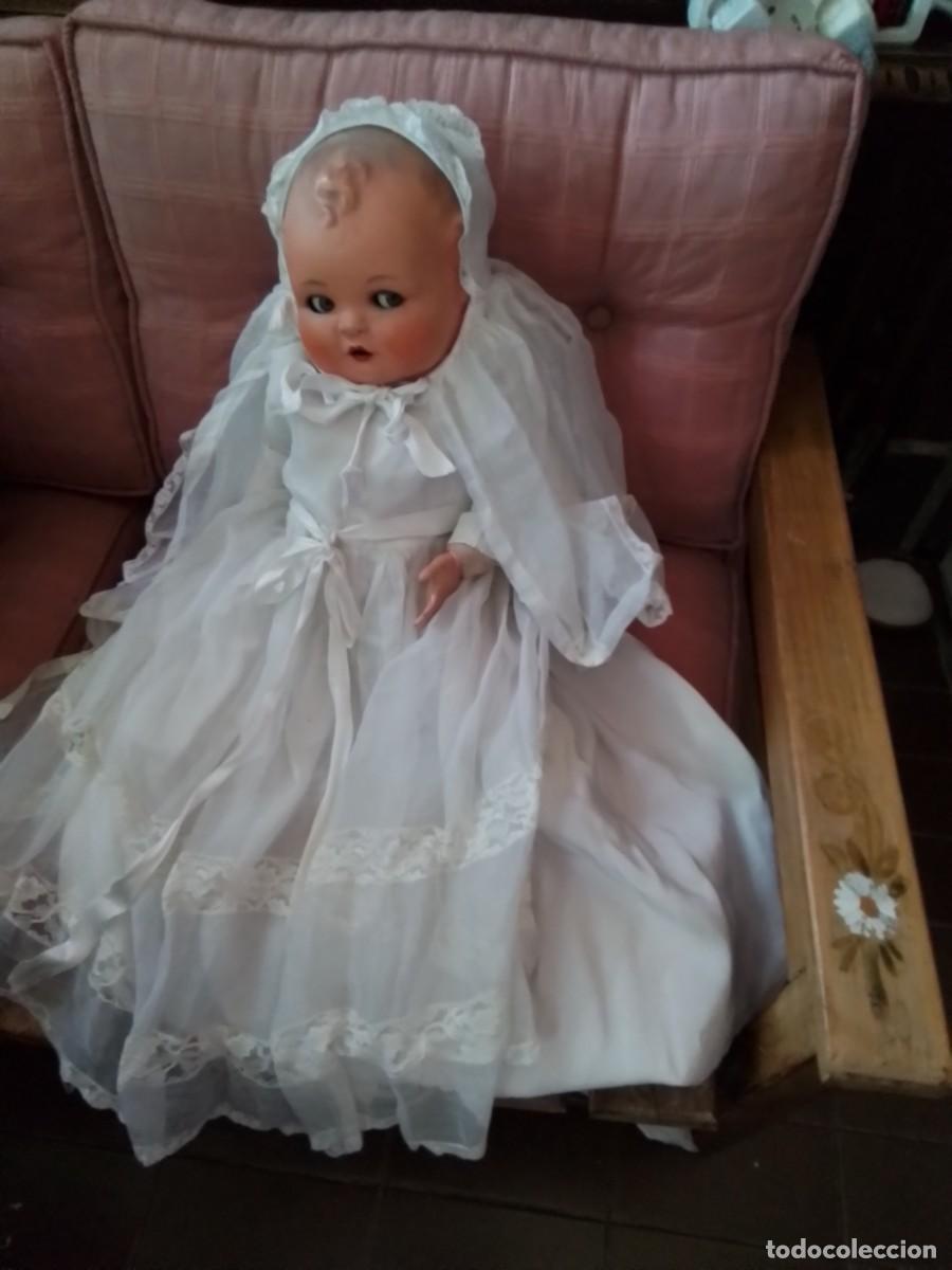 Mu&ntilde;eca espa&ntilde;ola clasica: Mu&ntilde;eco bebe gran tama&ntilde;o. Composici&oacute;n y lienzo. A&ntilde;os 40