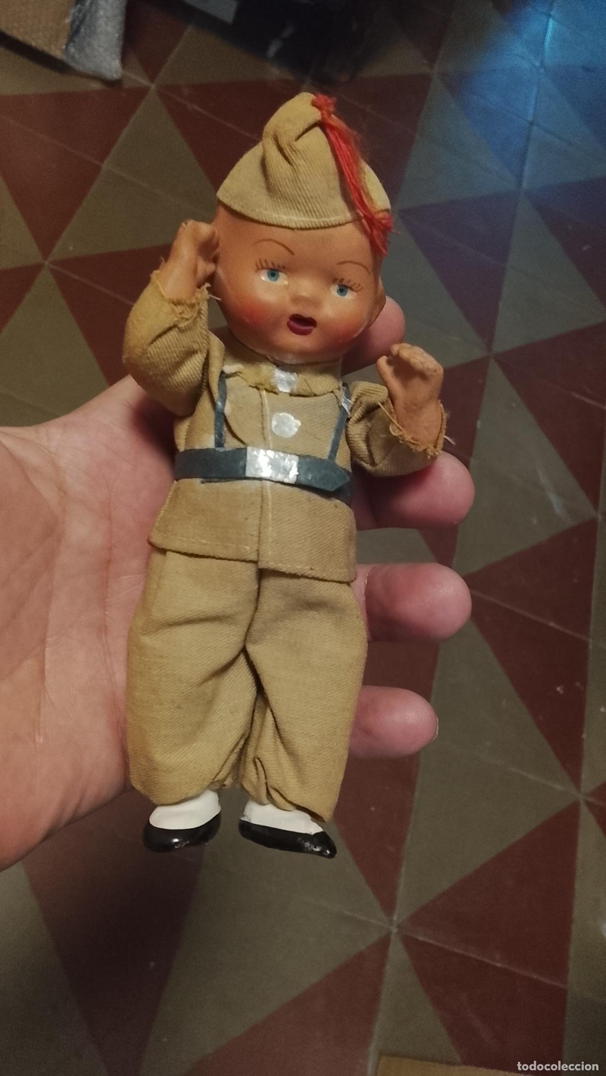 Mu&ntilde;eca espa&ntilde;ola clasica: TERRACOTA MU&Ntilde;ECO MILITAR SOLDADO BARRO DEL ESTILO PEPON, SALVADOR VALLS, MARIQUITA PEREZ A&Ntilde;OS 20,30