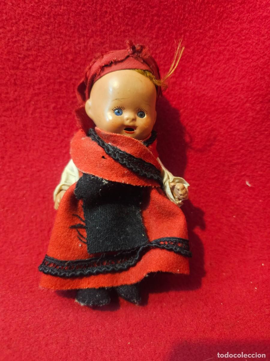 Mu&ntilde;eca espa&ntilde;ola clasica: MU&Ntilde;ECO BEBE DE TERRACOTA.