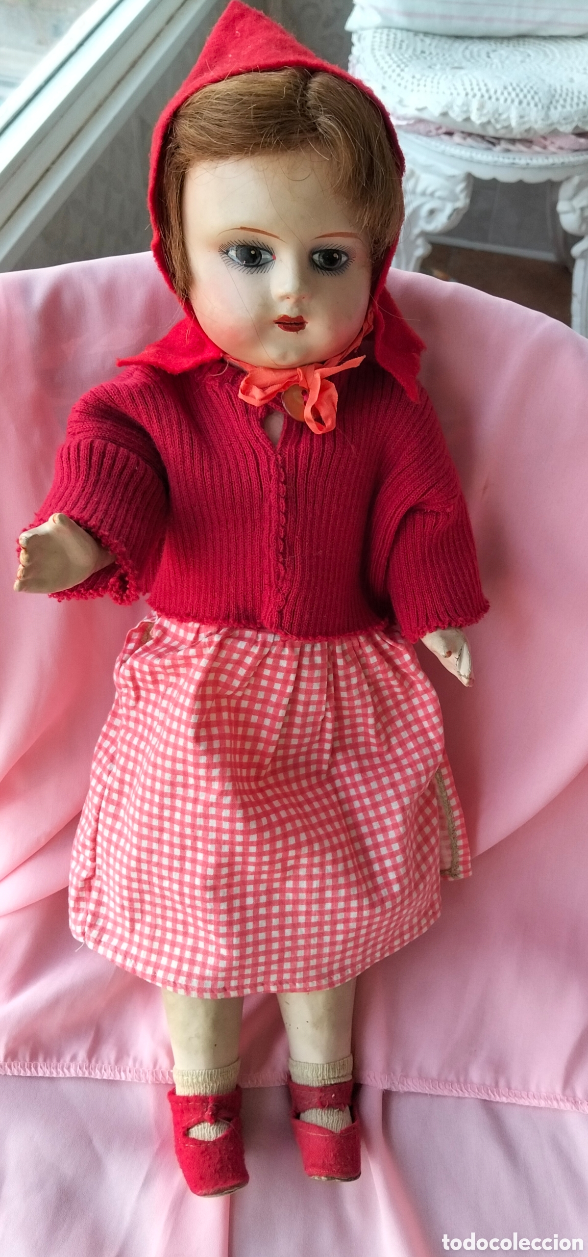 Boneca espanhola cl&aacute;ssica: Mu&ntilde;eca Caperucita a&ntilde;os 50