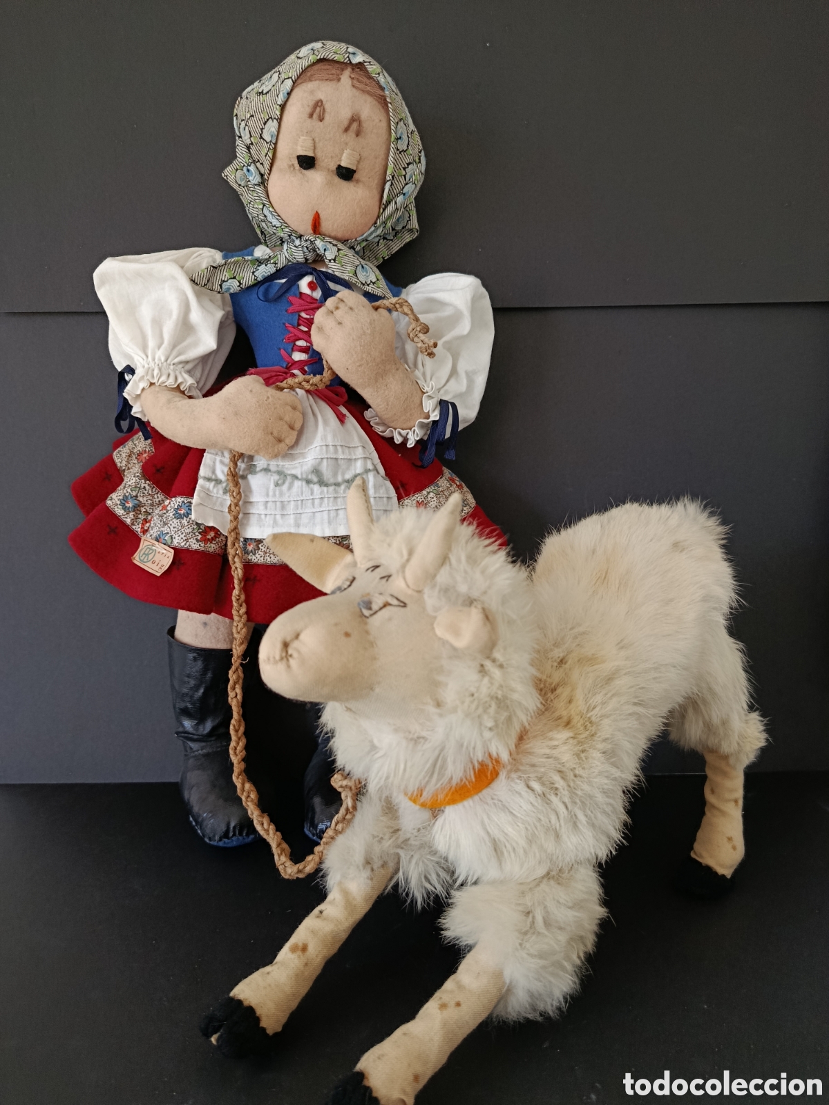 Mu&ntilde;eca espa&ntilde;ola clasica: Linda Mu&ntilde;eca de Mar&iacute;a Roig