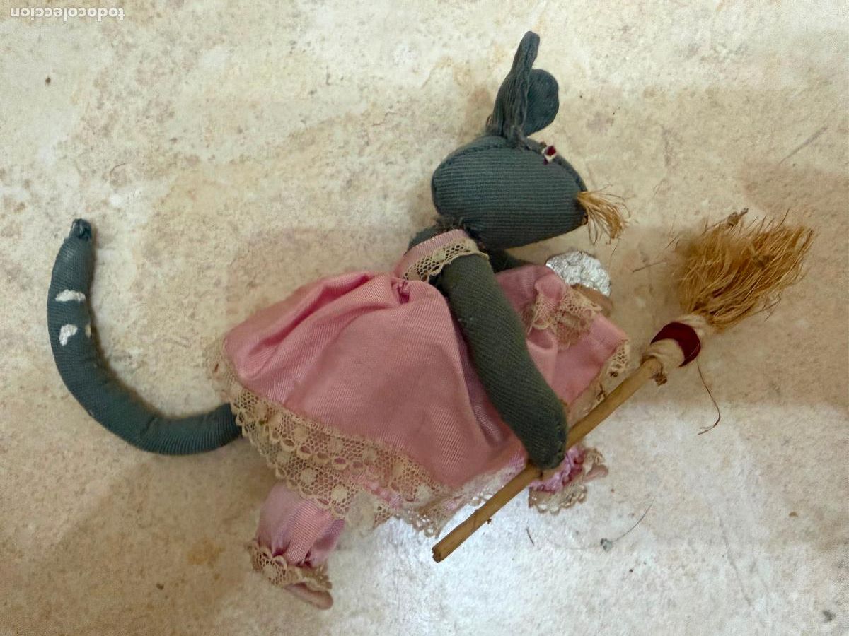 Mu&ntilde;eca espa&ntilde;ola clasica: La ratita presumida de trapo a&ntilde;os 30/40