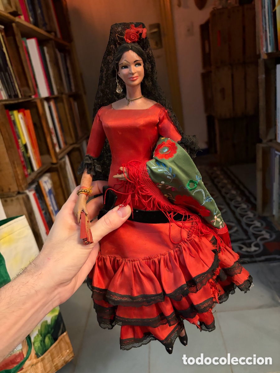Mu&ntilde;eca espa&ntilde;ola clasica: Antigua mu&ntilde;eca flamenca madre in Spain 40 cm
