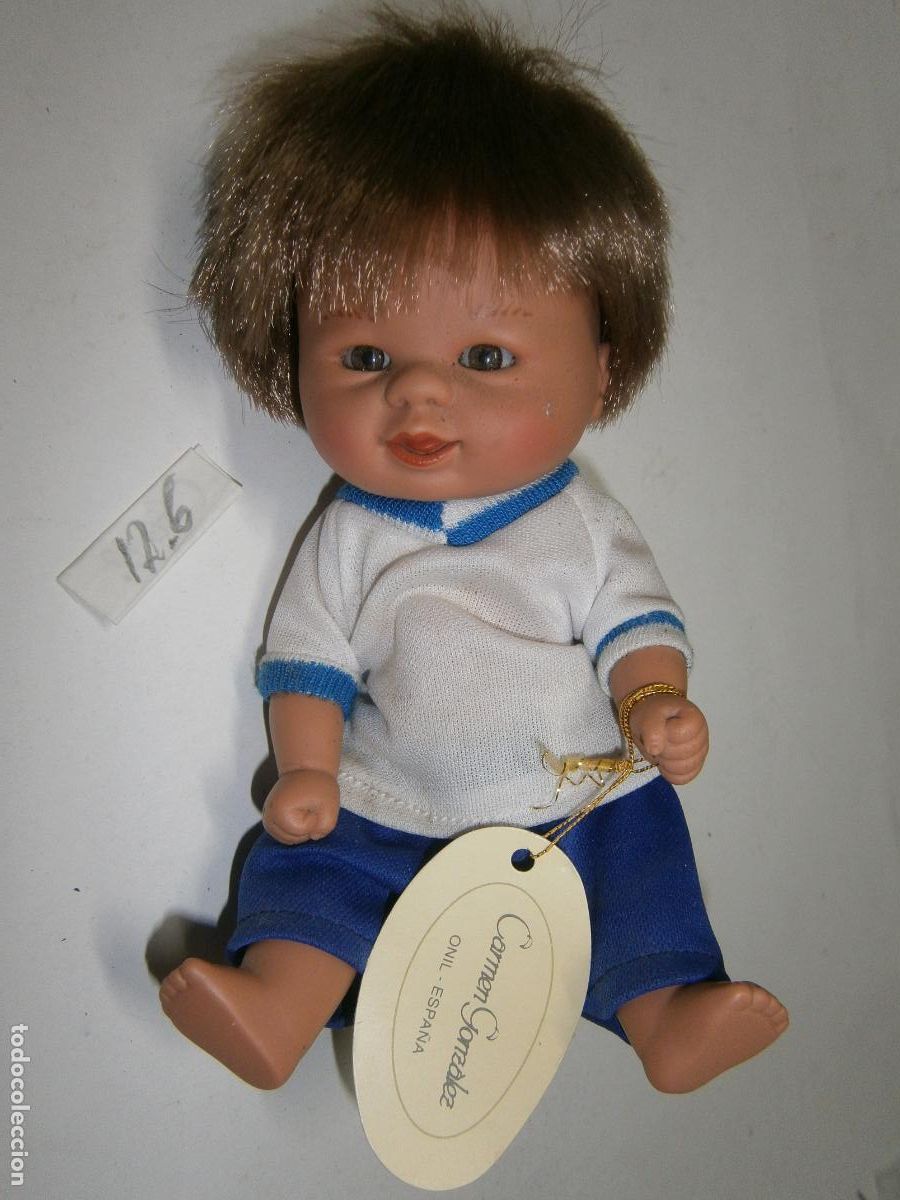 Mu&ntilde;eca espa&ntilde;ola clasica: ANTIGUO MU&Ntilde;ECO DE COLECCION - CARMEN GONZALEZ (CON ETIQUETA)