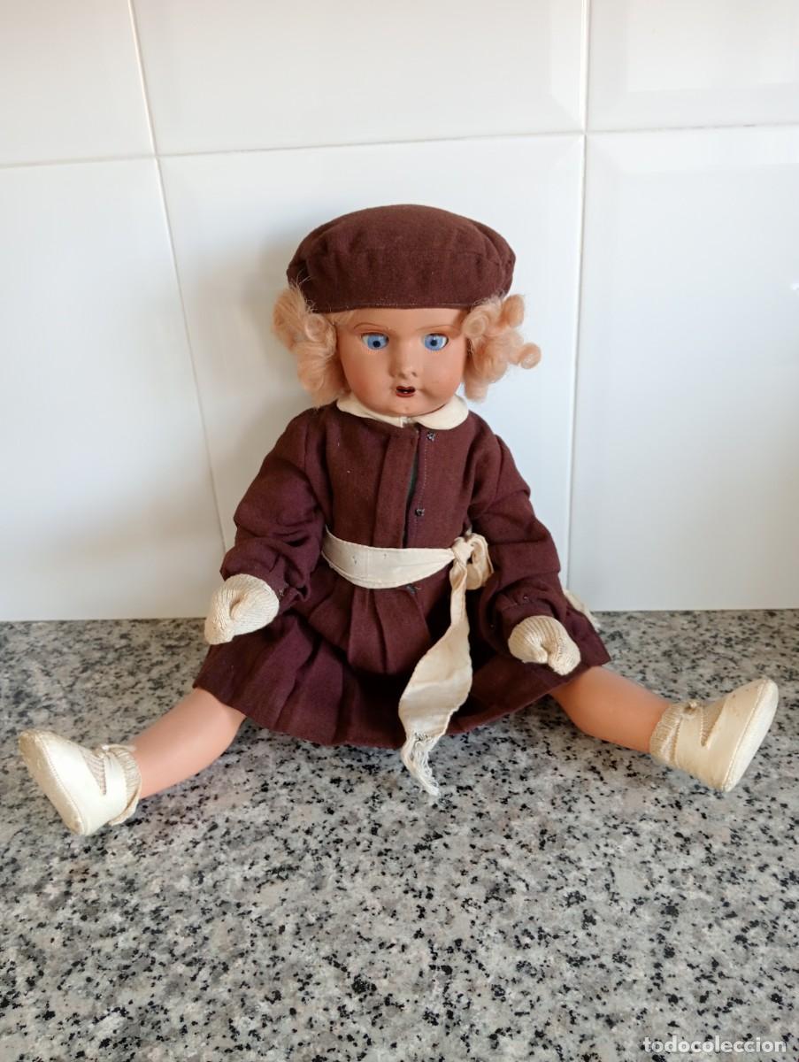 Mu&ntilde;eca espa&ntilde;ola clasica: PRECIOSA MU&Ntilde;ECA A&Ntilde;OS 60 CON GORRA Y VESTIDO ORIGINAL