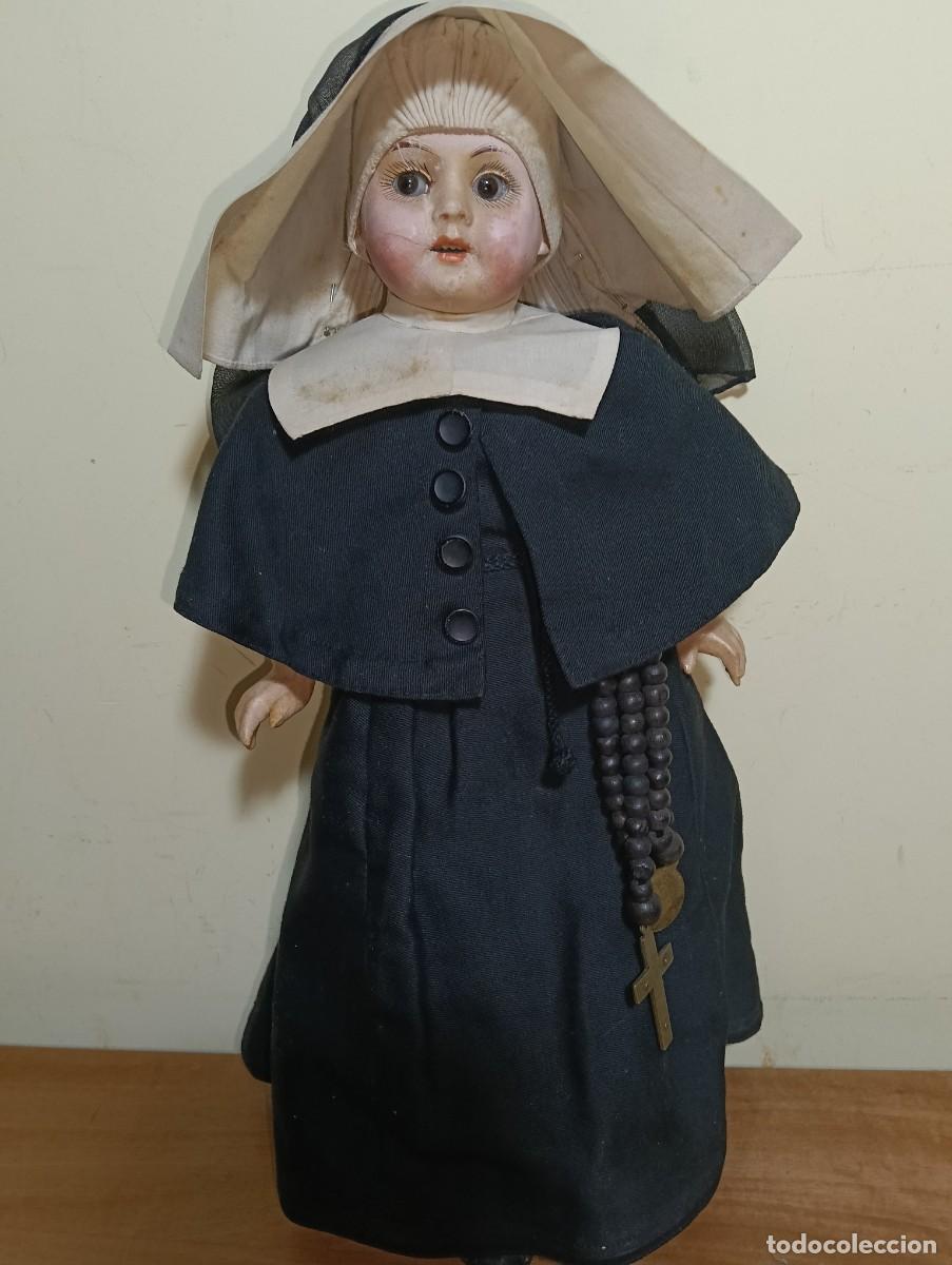 Mu&ntilde;eca espa&ntilde;ola clasica: Mu&ntilde;eca antigua monja cart&oacute;n piedra 32cm