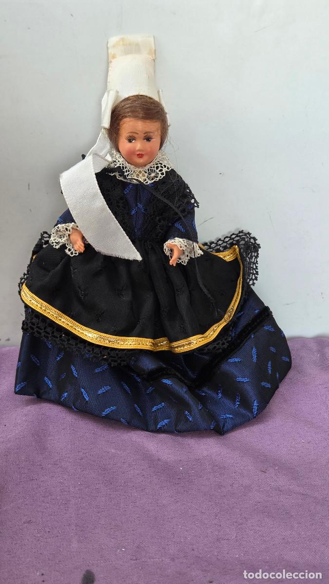 Mu&ntilde;eca espa&ntilde;ola clasica: mu&ntilde;eca de los a&ntilde;os 70 coleccion